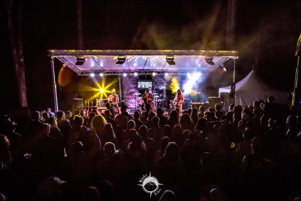 SURROUNDED BY THE SOUND MUSIC & ARTS FESTIVAL 2018 Sunrise Farm Bed